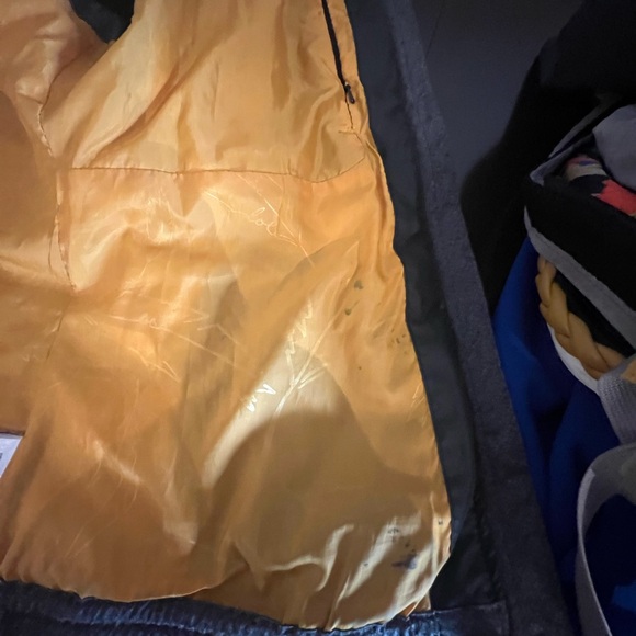 Lole puffer puffy vest, woman’s size large vest. Black and gray with pockets. - Picture 11 of 14